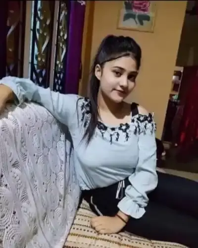 Call Girls Service in Bansgaon